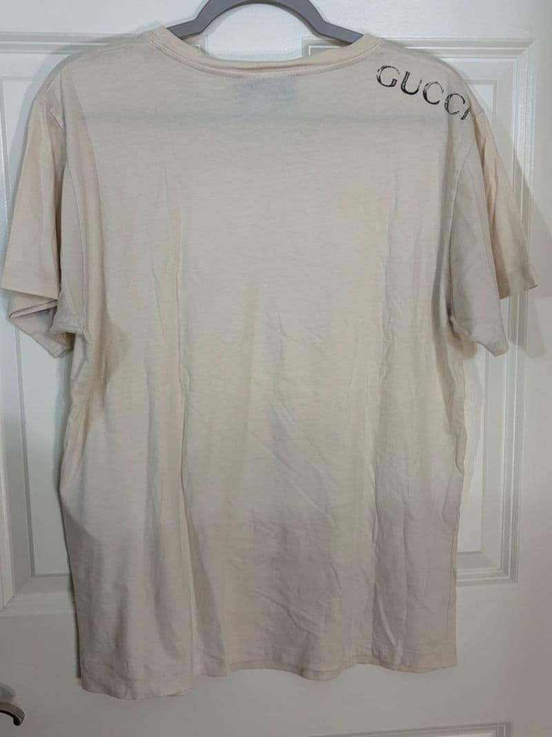 Gucci Mens Cream Cotton Stencil Logo Shoulder T-Shirt Made in Italy Size M — photo 4