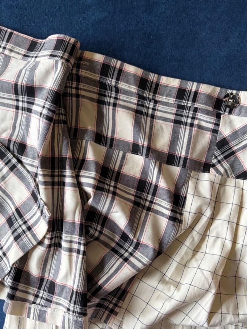 Urban Outfitters Plaid Mixed Print Pleated Mini Skirt Cream Black Red Size S NEW — photo 4