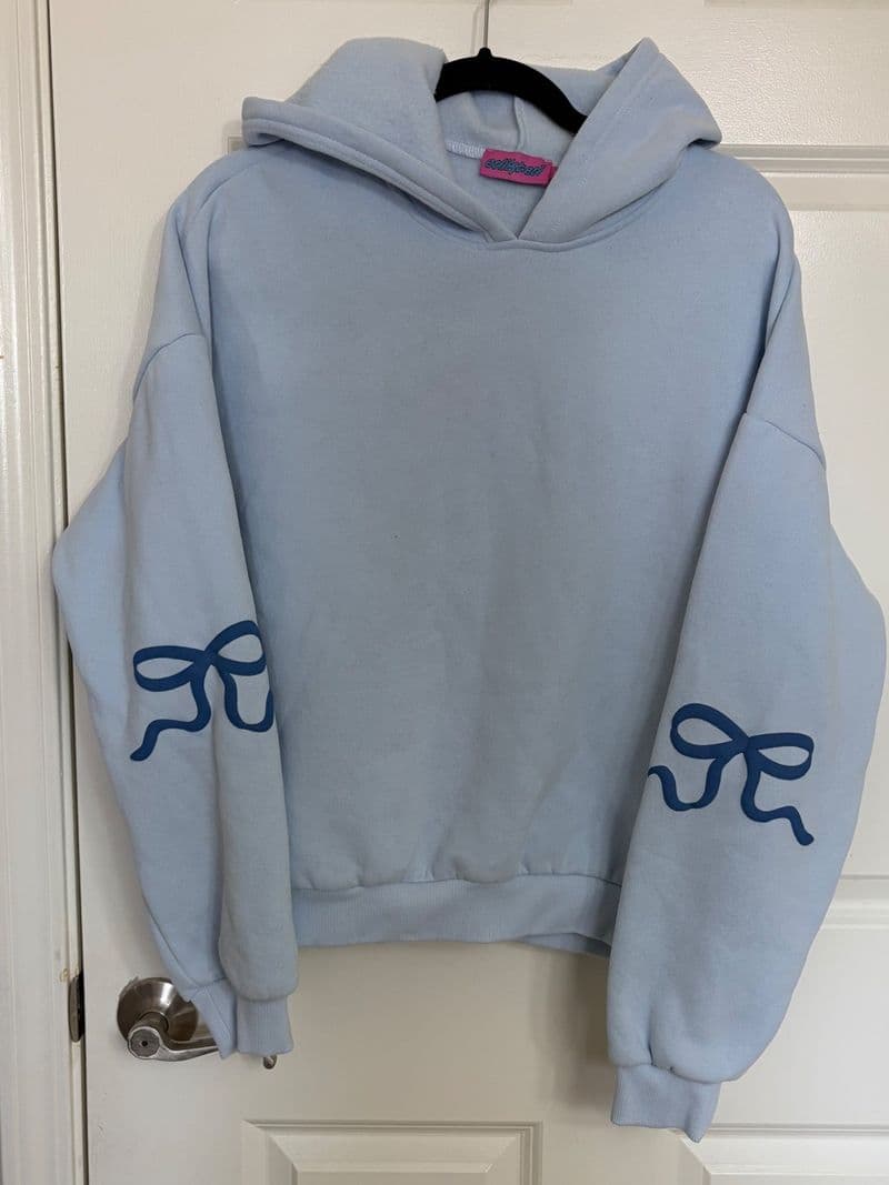 Edikted Light Blue Bow Graphic Hoodie Oversized Fleece Sweatshirt Medium — photo 1