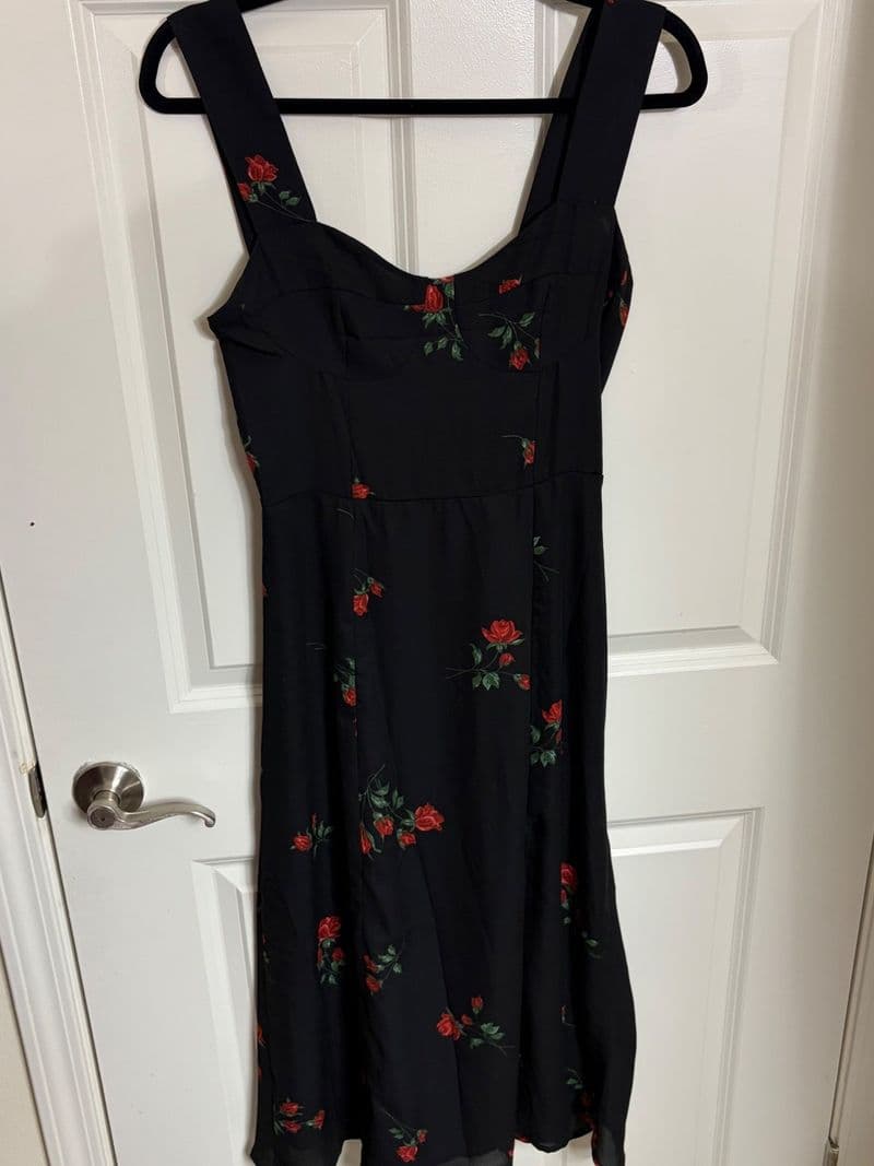 Black Rose Floral Print Midi Dress Sweetheart Neck Smocked Back Slit — photo 1