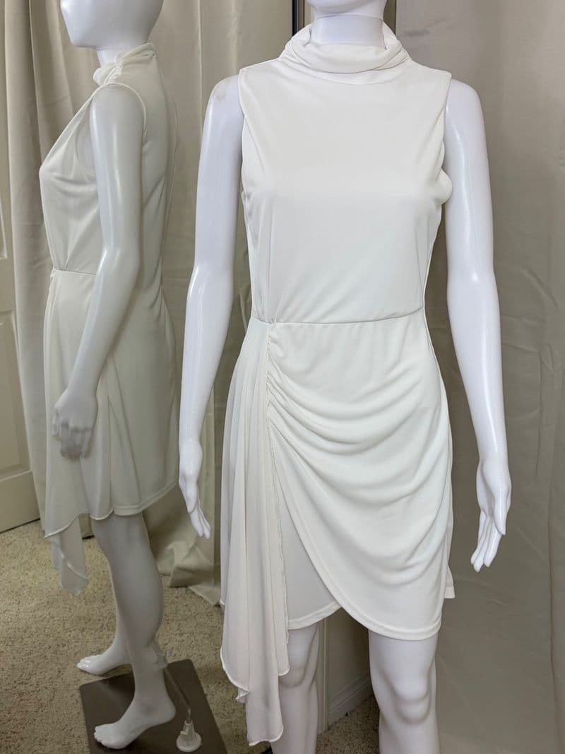 AQUA White Sleeveless Mock Neck Ruched Drape Mini Dress Ivory Size M — photo 1