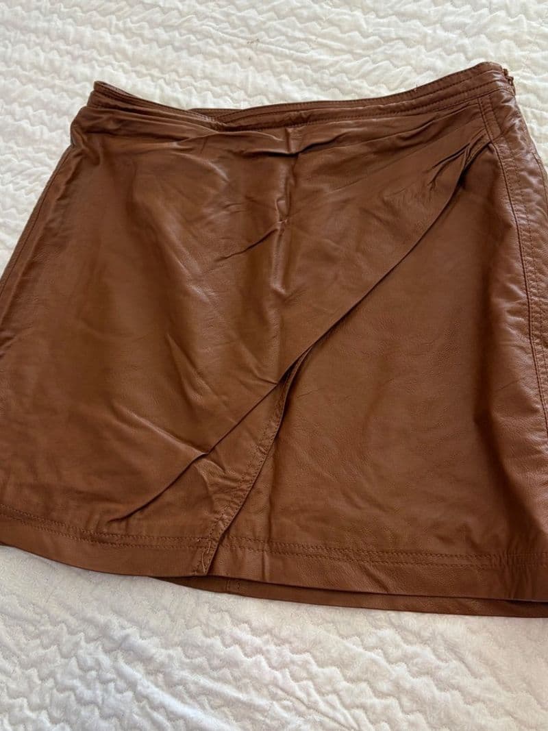 Free People Fake Out Faux Leather Wrap Skirt Cognac Brown Size 6 — photo 1