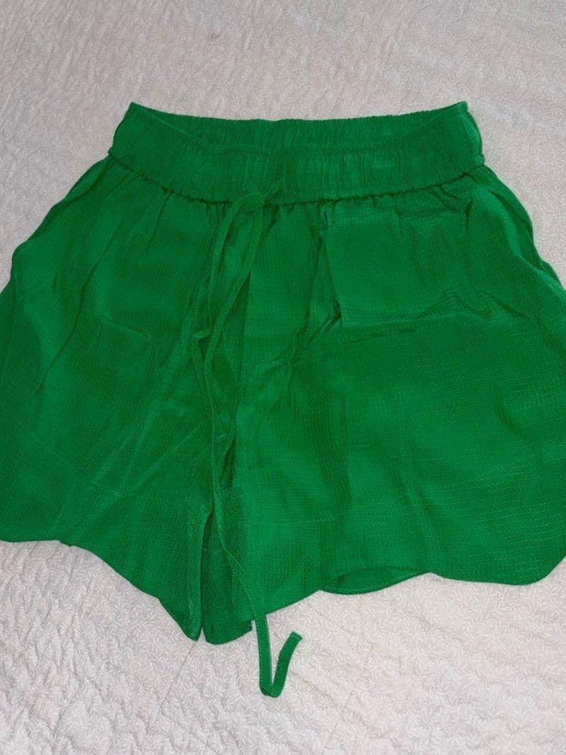 Ganni Green Textured Seersucker Drawstring Shorts Kelly Green Size 34 F6267 — photo 1