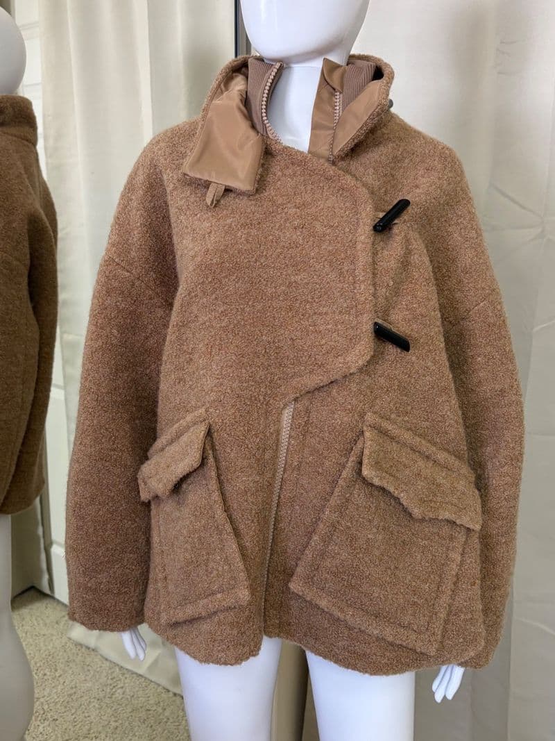 Ganni Boucle Wool Blend Coat Camel Brown Toggle Zip Oversized Jacket Size 32 — photo 1