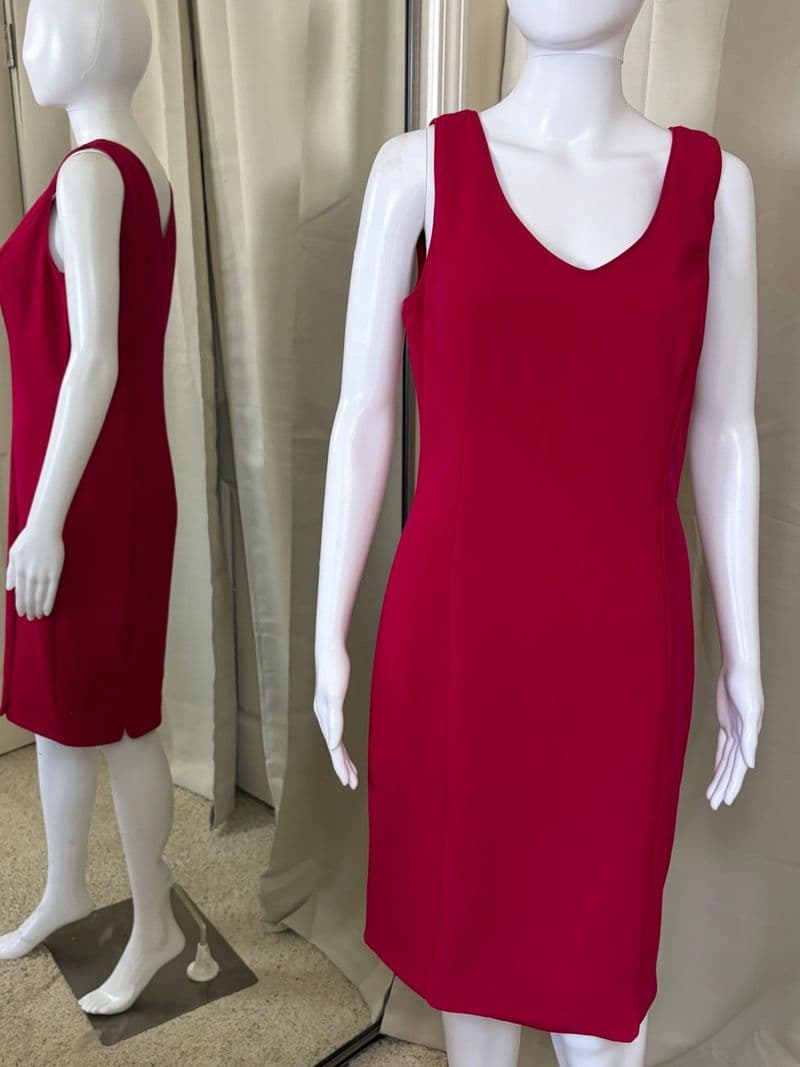 White House Black Market Pink V-Neck Sheath Dress Size 8 Sleeveless Stretch — photo 1