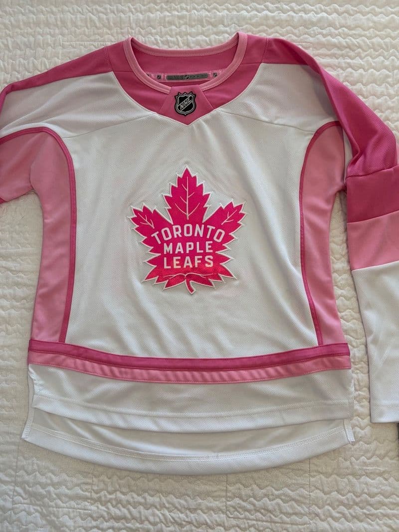 NHL Toronto Maple Leafs Girls Pink Jersey Auston Matthews 34 White Medium 10/12 — photo 1