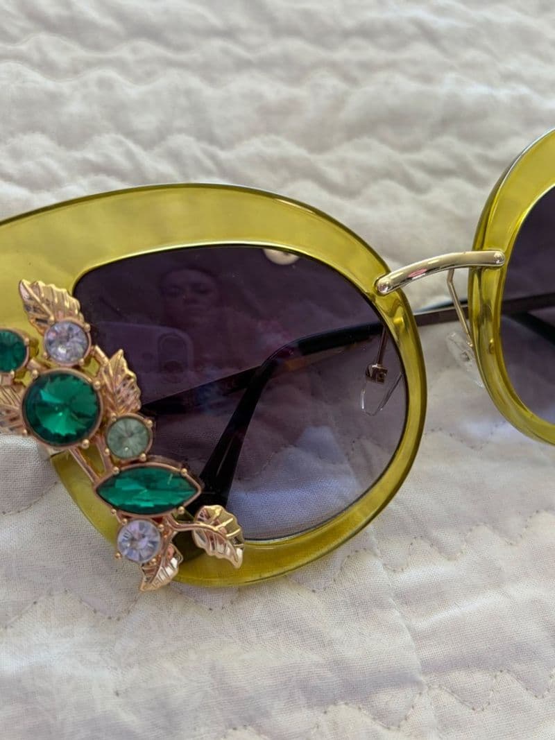 Slocyclub Yellow Cat Eye Sunglasses Green Rhinestone Leaf — photo 1