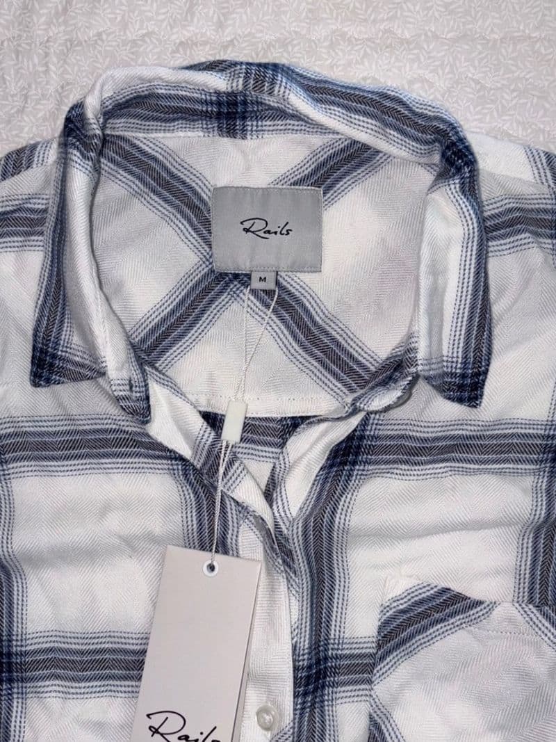 Rails Malin Hunter Plaid Button Down Shirt Rayon Checkered Womens M NEW — photo 1
