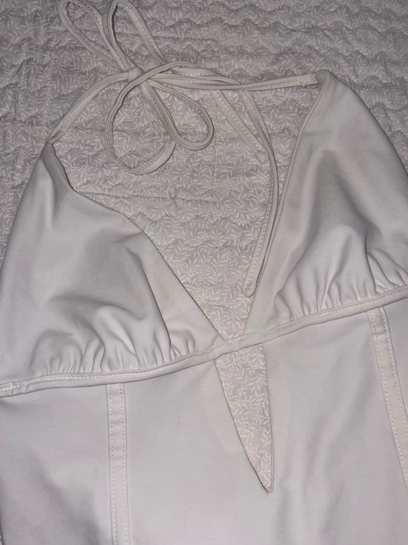 Tiger Mist Slingshot Dress White Halter Neck Open Back Mini Bodycon S — photo 1