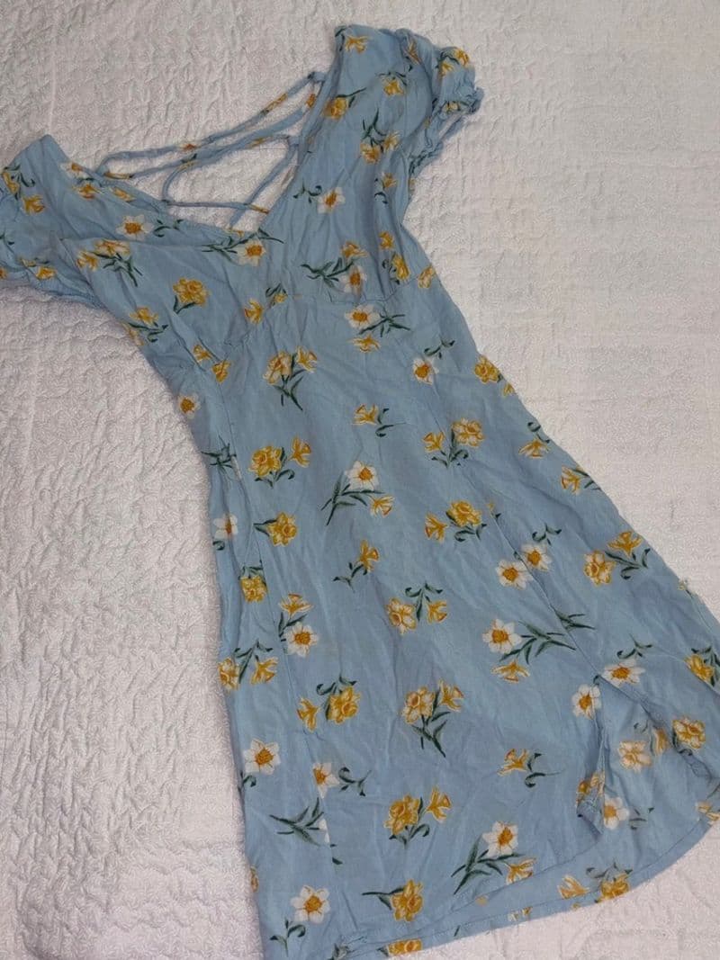 Derek Heart Blue Floral Lace Up Back Mini Dress Small — photo 1