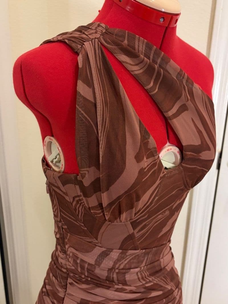 Fashion Nova Brown Marble Swirl Ruched One Shoulder Cutout Midi Dress Medium — photo 1