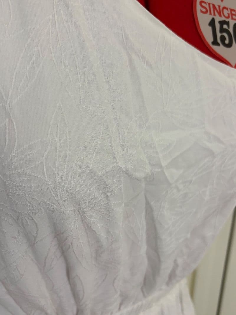 Sky to Moon White One Shoulder Cut Out Mini Dress Floral Jacquard Medium NWT — photo 1