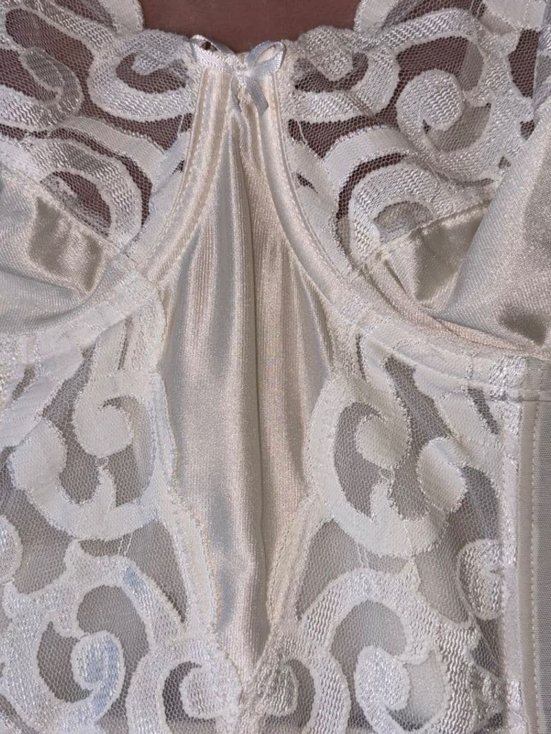 Cabernet Vintage White Lace Longline Underwire Bra 38B Style 2128 — photo 1