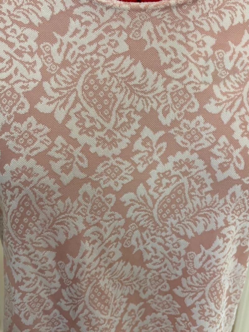 Vintage Grannycore Cottagecore Pink White Damask Jacquard Knit Top — photo 1