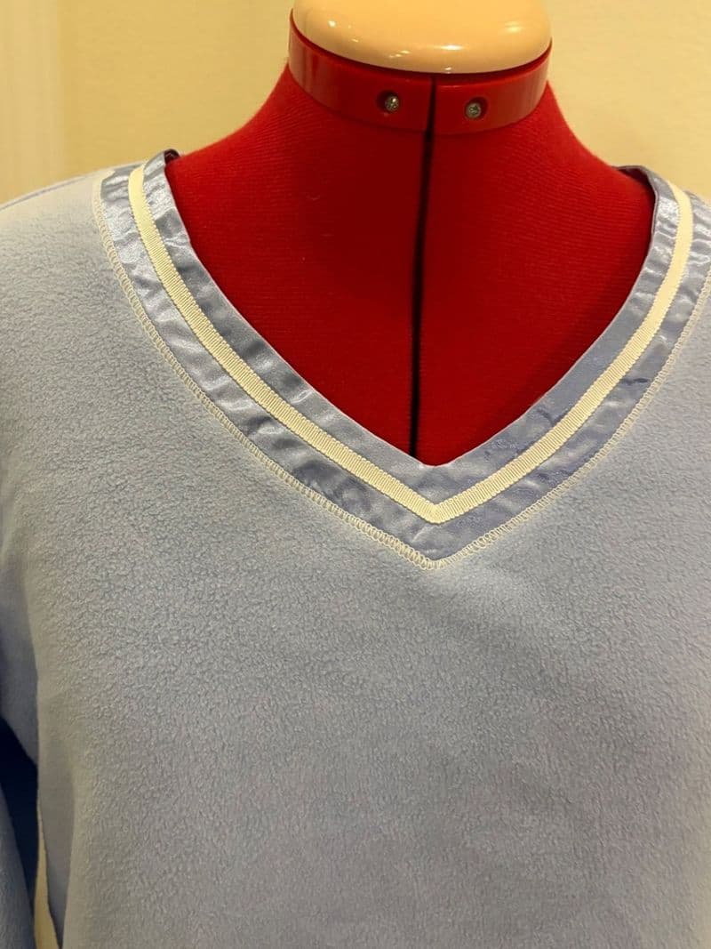 Butter Soft Girly Lounge Blue Fleece V-Neck Top Satin Trim — photo 1