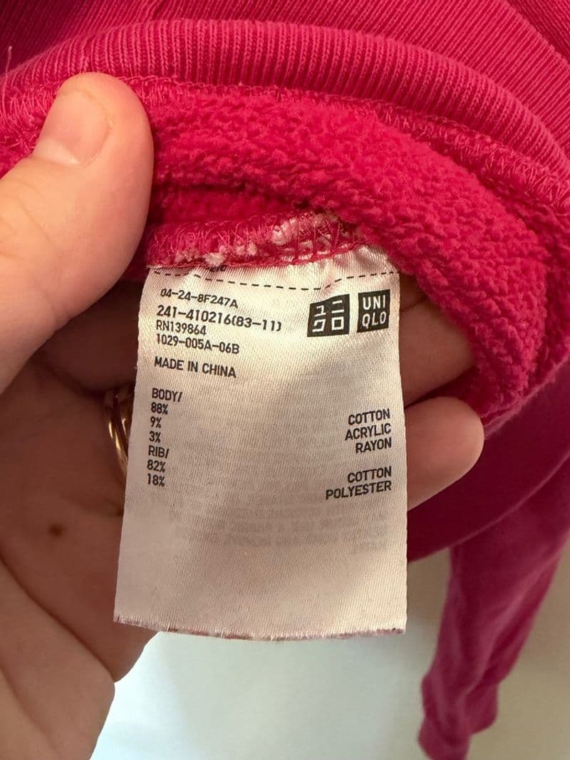 Uniqlo Magenta Pink Raw Edge Boat Neck Sweatshirt 241-410216 Slouchy Pullover — photo 1