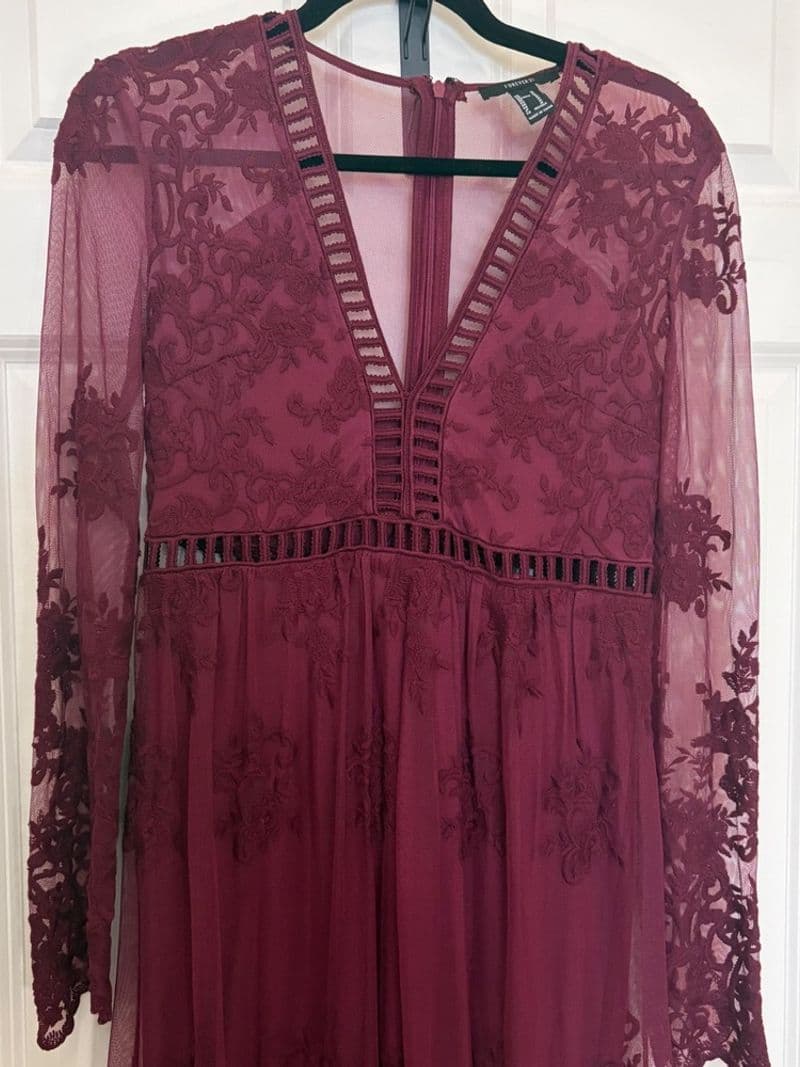 Whimsygoth Burgundy Lace Mesh Long Sleeve Maxi Dress V-Neck Boho Wine Red Medium — photo 1